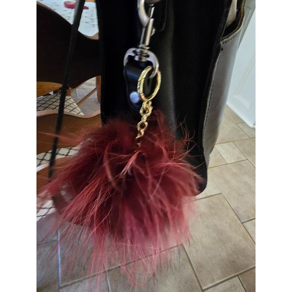 Michael Kors Fur Pop-pom Keychain Bag Charm Red Black Fuzzy Purse Clip Logo Tag - Picture 3 of 3